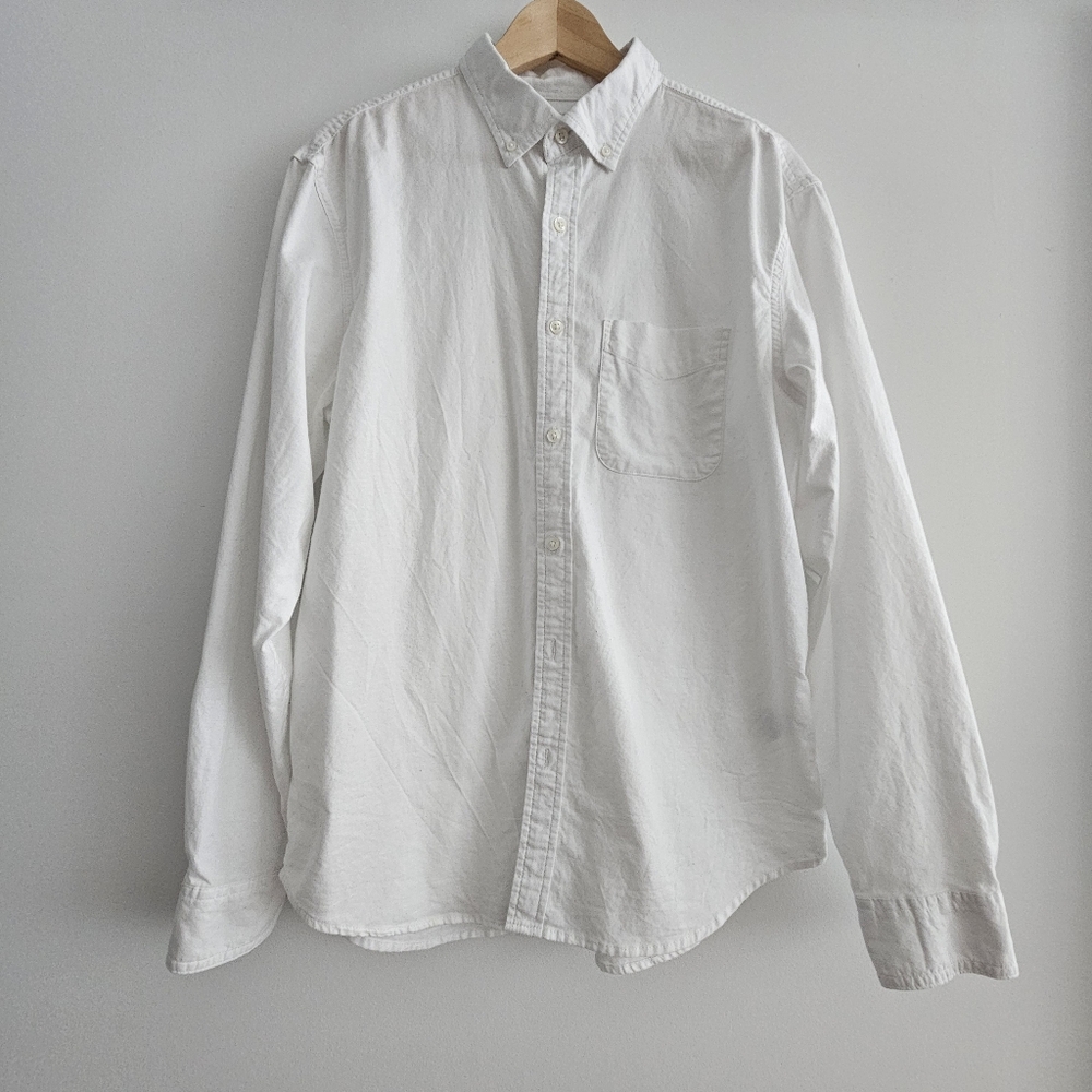 Old Navy Men's Everyday White Button Down Shirt Size L
